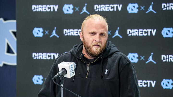 UNC defensive coordinator Steve Belichick