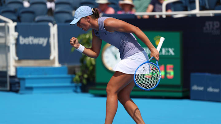 Iga Swiatek defeated Elena Rybakina in the Cincinnati Open semi-final.