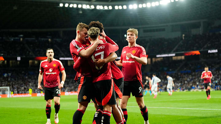 Manchester United take on Arsenal at Old Trafford. Manchester United take on Arsenal at Old Trafford.