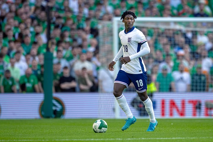 คอบบี้ ไมนู