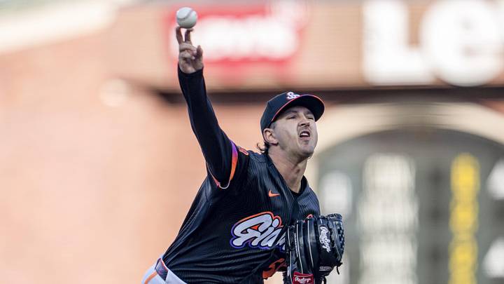 May 26, 2026; San Francisco, California, USA; San Francisco Giants starting pitcher Tyler Mahle (54) delivers a pitch against the Arizona Diamondbacks during the first inning at Oracle Park. Mandatory Credit: Neville E. Guard-Imagn Images