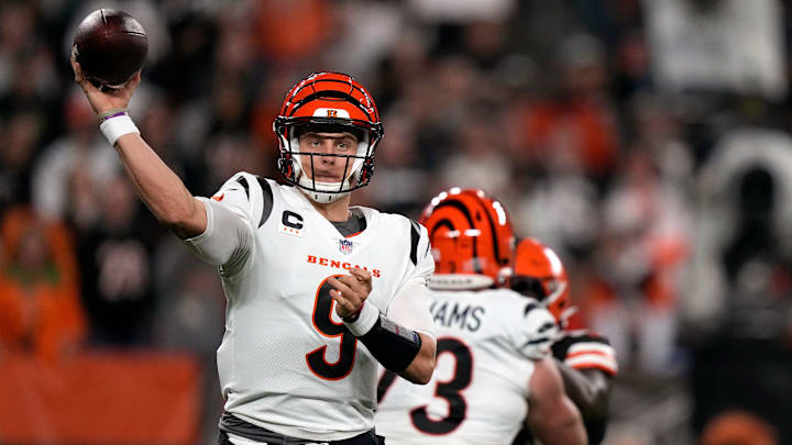Cincinnati Bengals quarterback Joe Burrow (9) throws in the first quarter during an NFL Week 8 game