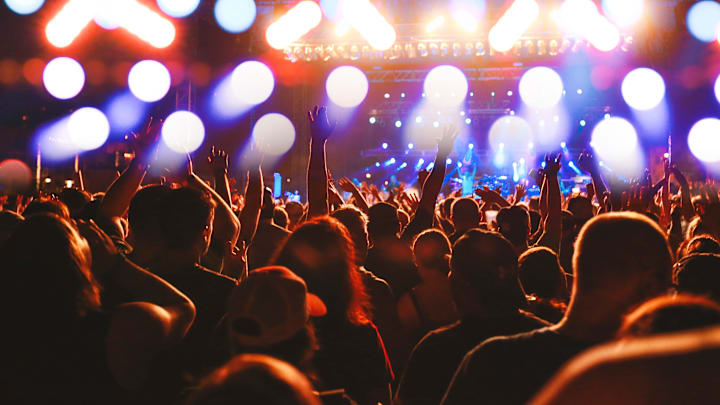 There‘s nothing like being part of the crowd at a concert. 
