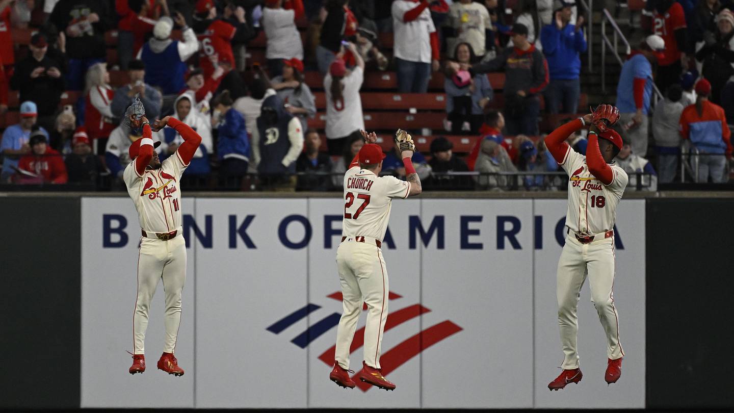 Cardinals' Hot Start to 2026 Draws Comparison to 2025 Brewers