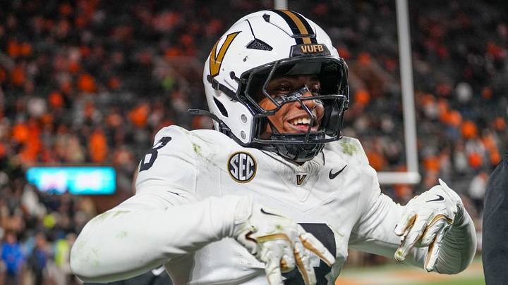 Vanderbilt safety CJ Heard (8) celebrates after blocking a pass to a Tennessee player in the end zone during a NCAA football game between Tennessee and Vanderbilt at Neyland Stadium in Knoxville, Tenn., on Nov. 29, 2025. Vanderbilt safety CJ Heard (8) celebrates after blocking a pass to a Tennessee player in the end zone during a NCAA football game between Tennessee and Vanderbilt at Neyland Stadium in Knoxville, Tenn., on Nov. 29, 2025.