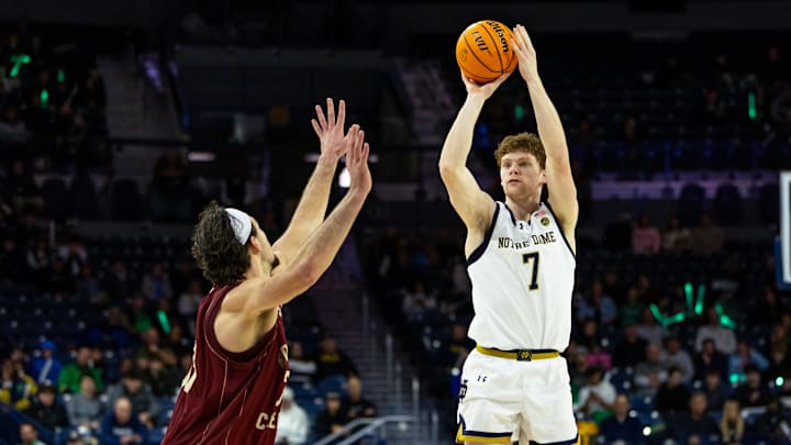 Notre Dame freshman sharpshooting wing Ryder Frost, a former Syracuse 4-star recruit, plans to enter the transfer portal.