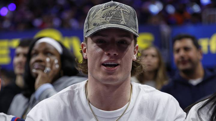 Feb 6, 2026; Detroit, Michigan, USA; Detroit Lions wide receiver Isaac TeSlaa sits court side during the second half of the game between the Detroit Pistons and the New York Knicks at Little Caesars Arena. Mandatory Credit: Rick Osentoski-Imagn Images Feb 6, 2026; Detroit, Michigan, USA; Detroit Lions wide receiver Isaac TeSlaa sits court side during the second half of the game between the Detroit Pistons and the New York Knicks at Little Caesars Arena. Mandatory Credit: Rick Osentoski-Imagn Images