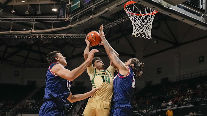 Charlotte 49ers guard Nik Graves (10)  Mandatory Credit: Jim Dedmon-Imagn Images