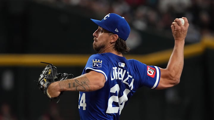 Jul 6, 2025; Phoenix, Arizona, USA; Kansas City Royals pitcher Michael Lorenzen (24) throws against the Arizona Diamondbacks in the first inning at Chase Field. Mandatory Credit: Rick Scuteri-Imagn Images Jul 6, 2025; Phoenix, Arizona, USA; Kansas City Royals pitcher Michael Lorenzen (24) throws against the Arizona Diamondbacks in the first inning at Chase Field. Mandatory Credit: Rick Scuteri-Imagn Images
