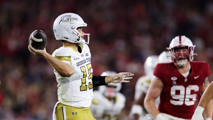 Sep 26, 2026; Stanford, California, USA;  Georgia Tech Yellow Jackets quarterback Alberto Mendoza (15) looks to pass during the third quarter at Stanford Stadium.  Mandatory Credit: Sergio Estrada-Imagn Images