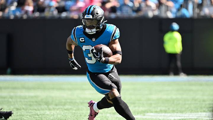 Carolina Panthers running back Chuba Hubbard (30) runs against the Tampa Bay Buccaneers Carolina Panthers running back Chuba Hubbard (30) runs against the Tampa Bay Buccaneers