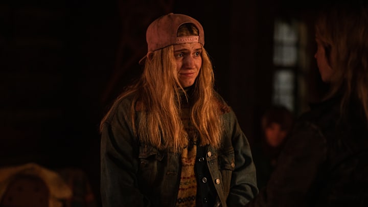 Jenna Burgess as Teen Melissa in Yellowjackets season 2