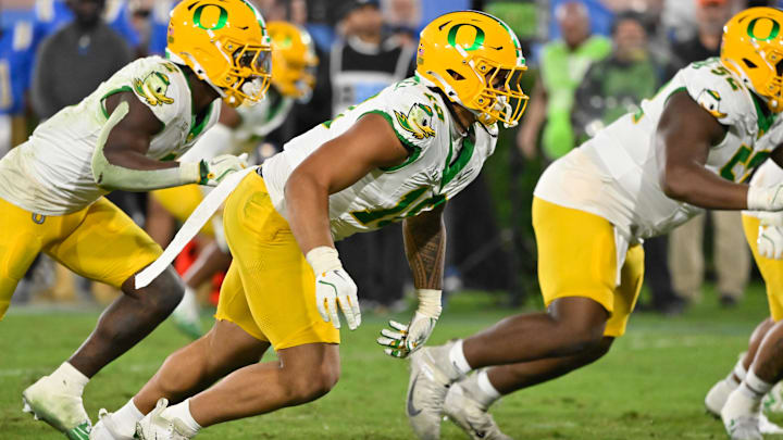 Sep 28, 2024; Pasadena, California, USA; Oregon Ducks defensive end Matayo Uiagalelei (10) during the fourth quarter against the UCLA Bruins at Rose Bowl. Mandatory Credit: Robert Hanashiro-Imagn Images