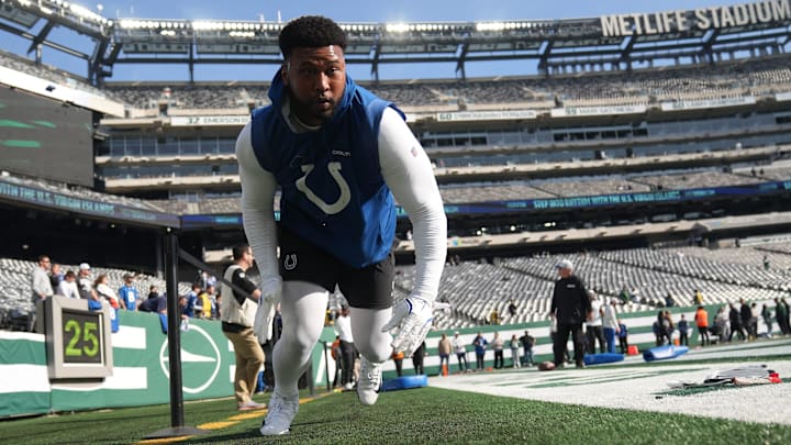 Indianapolis Colts defensive tackle DeForest Buckner (99) prepares for the game at MetLife Stadium, Sunday, November 17, 2024, in East Rutherford.