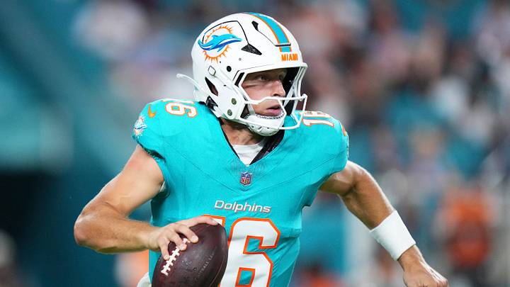 Aug 28, 2026; Miami Gardens, Florida, USA; Miami Dolphins quarterback Mark Gronowski (16) runs the ball against the Atlanta Falcons during the third quarter of a pre season game at Hard Rock Stadium. Mandatory Credit: Rich Storry-Imagn Images Aug 28, 2026; Miami Gardens, Florida, USA; Miami Dolphins quarterback Mark Gronowski (16) runs the ball against the Atlanta Falcons during the third quarter of a pre season game at Hard Rock Stadium. Mandatory Credit: Rich Storry-Imagn Images