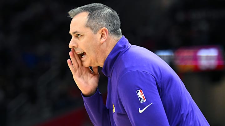 Vogel ha tenido una campaña desafortunada este año con los Lakers 