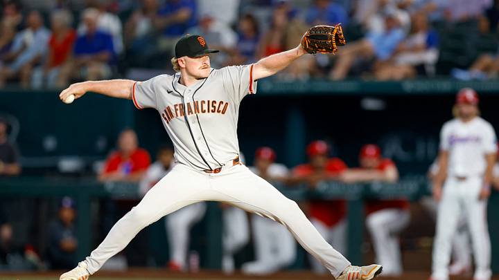 Aug 3, 2026; Arlington, Texas, USA; San Francisco Giants pitcher Logan Webb (62) pitches during the first inning against the Texas Rangers at Globe Life Field. Mandatory Credit: Andrew Dieb-Imagn Images Aug 3, 2026; Arlington, Texas, USA; San Francisco Giants pitcher Logan Webb (62) pitches during the first inning against the Texas Rangers at Globe Life Field. Mandatory Credit: Andrew Dieb-Imagn Images