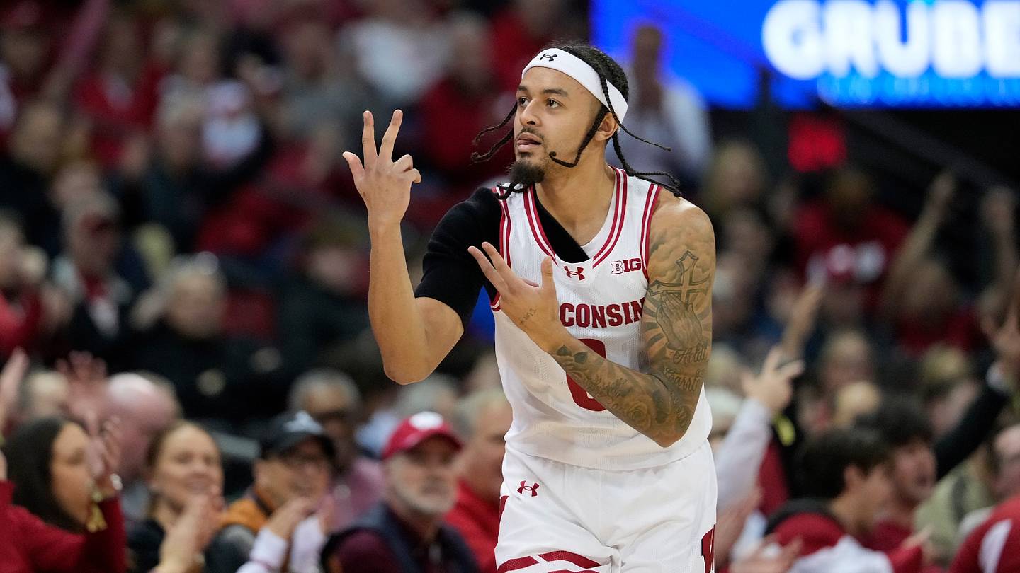 Wisconsin gets good news and bad AP Top 25 news after stunning Michigan
