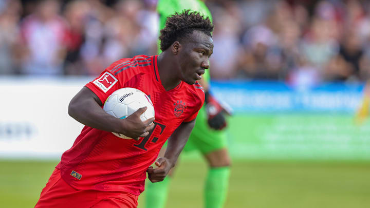 Nestory Irankunda verabschiedet sich vom FC Bayern