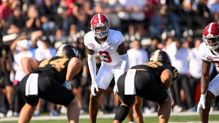 Oct 5, 2024; Nashville, Tennessee, USA;  Alabama Crimson Tide defensive back Keon Sabb (3) sneaks a peek into the backfield against the Vanderbilt Commodores during the first half at FirstBank Stadium. Mandatory Credit: Steve Roberts-Imagn Images