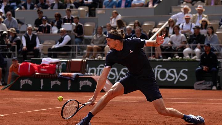 Zverev is off to a fast start vs. Cobolli in the final. Zverev is off to a fast start vs. Cobolli in the final.