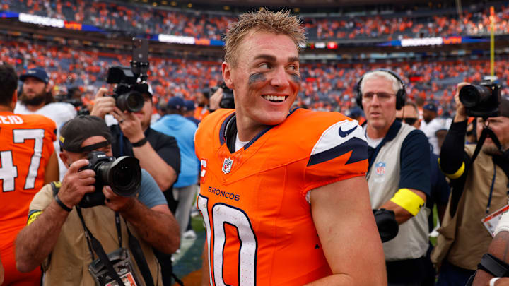 Tennessee Titans v Denver Broncos