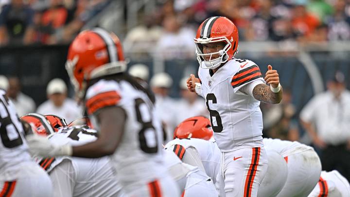 Aug 15, 2026; Chicago, Illinois, USA; Cleveland Browns quarterback Dillon Gabriel (6) at the line of scrimmage against the Chicago Bears during the second half at Soldier Field. Mandatory Credit: Patrick Gorski-Imagn Images Aug 15, 2026; Chicago, Illinois, USA; Cleveland Browns quarterback Dillon Gabriel (6) at the line of scrimmage against the Chicago Bears during the second half at Soldier Field. Mandatory Credit: Patrick Gorski-Imagn Images