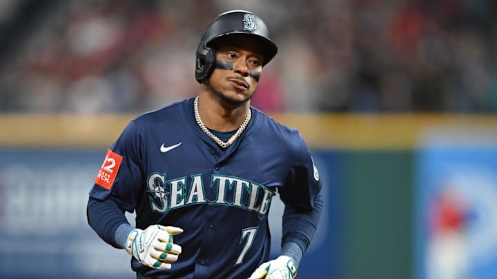 Aug 30, 2025; Cleveland, Ohio, USA; Seattle Mariners designated hitter Jorge Polanco (7) rounds the bases after hitting a home run against the Cleveland Guardians during the seventh inning at Progressive Field. Mandatory Credit: Ken Blaze-Imagn Images Aug 30, 2025; Cleveland, Ohio, USA; Seattle Mariners designated hitter Jorge Polanco (7) rounds the bases after hitting a home run against the Cleveland Guardians during the seventh inning at Progressive Field. Mandatory Credit: Ken Blaze-Imagn Images