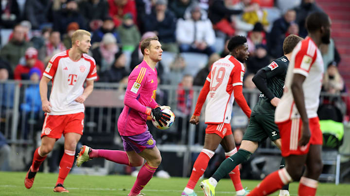 Bayern Munich players in action against Werder Bremen.