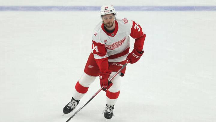 Mar 31, 2026; Pittsburgh, Pennsylvania, USA;  Detroit Red Wings left wing Carter Mazur (34) warms up before a game against the Pittsburgh Penguins at PPG Paints Arena. Mandatory Credit: Charles LeClaire-Imagn Images