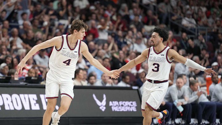 Gonzaga Bulldogs guard Davis Fogle (4) and guard Braeden Smith (3) 
