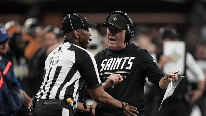 Sep 27, 2026; New Orleans, Louisiana, USA; New Orleans Saints head coach Kellen Moore speaks with the referee during the second quarter against the Las Vegas Raiders at Caesars Superdome. Mandatory Credit: Matthew Hinton-Imagn Images Sep 27, 2026; New Orleans, Louisiana, USA; New Orleans Saints head coach Kellen Moore speaks with the referee during the second quarter against the Las Vegas Raiders at Caesars Superdome. Mandatory Credit: Matthew Hinton-Imagn Images