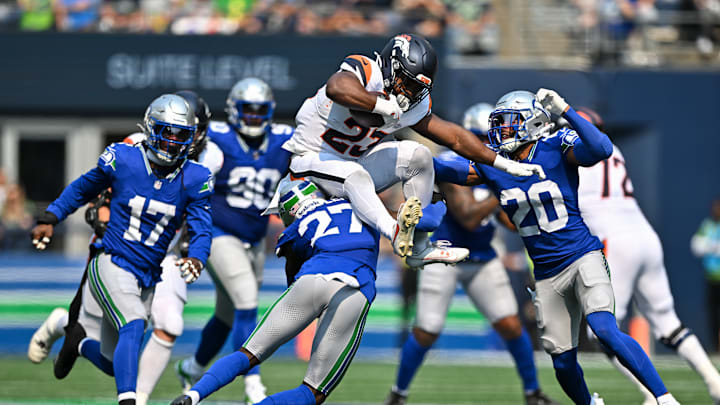 Audric Estimé: Denver Broncos v Seattle Seahawks