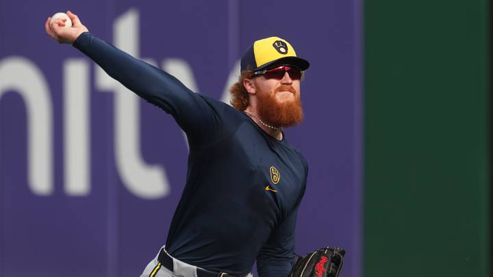 Sep 16, 2026; Pittsburgh, Pennsylvania, USA; Milwaukee Brewers pitcher Dustin May (21) throws in the outfield before the game against the Pittsburgh Pirates at PNC Park. Mandatory Credit: Charles LeClaire-Imagn Images Sep 16, 2026; Pittsburgh, Pennsylvania, USA; Milwaukee Brewers pitcher Dustin May (21) throws in the outfield before the game against the Pittsburgh Pirates at PNC Park. Mandatory Credit: Charles LeClaire-Imagn Images