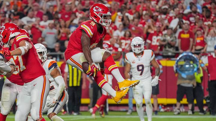 Sep 14, 2026; Kansas City, Missouri, USA; Kansas City Chiefs running back Kenneth Walker III (9) celebrates as he scores against the Denver Broncos during the game at GEHA Field at Arrowhead Stadium. Mandatory Credit: Denny Medley-Imagn Images Sep 14, 2026; Kansas City, Missouri, USA; Kansas City Chiefs running back Kenneth Walker III (9) celebrates as he scores against the Denver Broncos during the game at GEHA Field at Arrowhead Stadium. Mandatory Credit: Denny Medley-Imagn Images