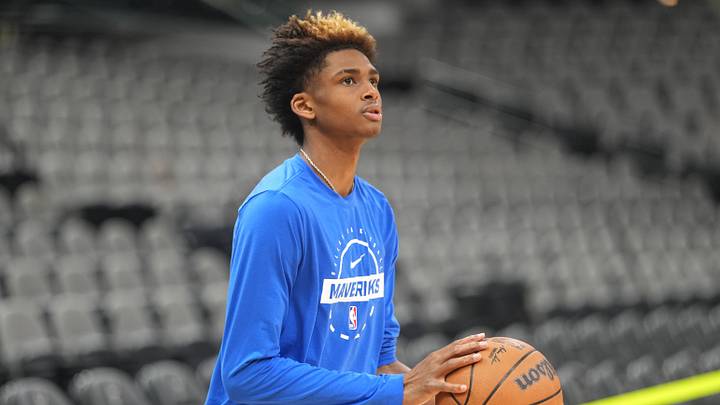 Apr 10, 2026; San Antonio, Texas, USA; Dallas Mavericks guard AJ Johnson (8) warms up before a game against the San Antonio Spurs at Frost Bank Center. Mandatory Credit: Scott Wachter-Imagn Images Apr 10, 2026; San Antonio, Texas, USA; Dallas Mavericks guard AJ Johnson (8) warms up before a game against the San Antonio Spurs at Frost Bank Center. Mandatory Credit: Scott Wachter-Imagn Images