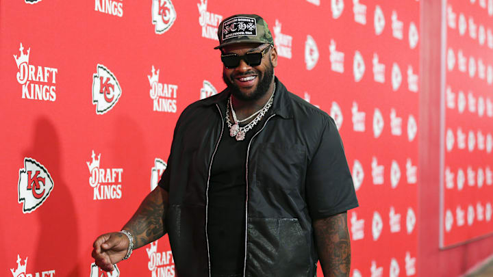 Sep 15, 2024; Kansas City, Missouri, USA; Kansas City Chiefs defensive tackle Mike Pennel Jr. (69) arrives prior to a game against the Cincinnati Bengals at GEHA Field at Arrowhead Stadium. Mandatory Credit: Jay Biggerstaff-Imagn Images Sep 15, 2024; Kansas City, Missouri, USA; Kansas City Chiefs defensive tackle Mike Pennel Jr. (69) arrives prior to a game against the Cincinnati Bengals at GEHA Field at Arrowhead Stadium. Mandatory Credit: Jay Biggerstaff-Imagn Images