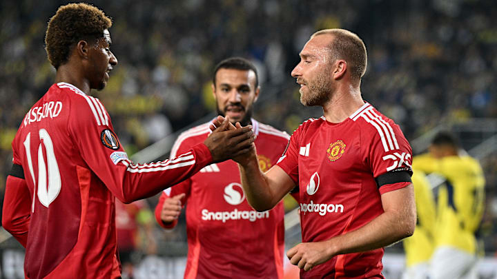 Fenerbahce v Manchester United - UEFA Europa League