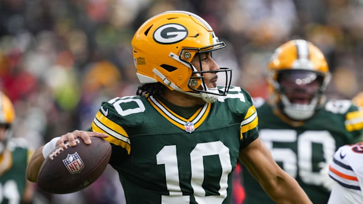 Green Bay Packers quarterback Jordan Love (10) throws a pass against the Chicago Bears at Lambeau Field. 