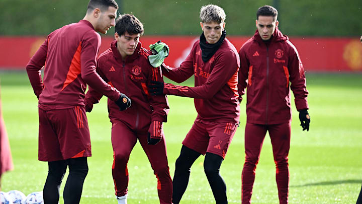 FBL-EUR-C1-MAN UTD-TRAINING