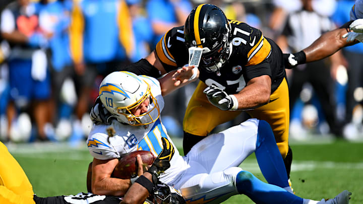 Los Angeles Chargers v Pittsburgh Steelers