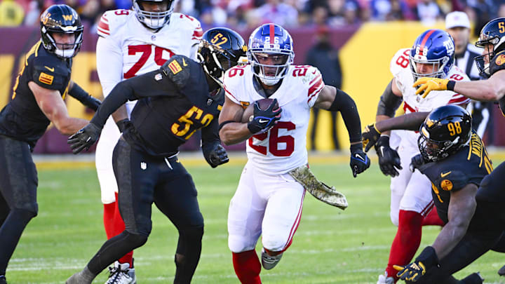Nov 19, 2023; Landover, Maryland, USA; New York Giants running back Saquon Barkley (26)