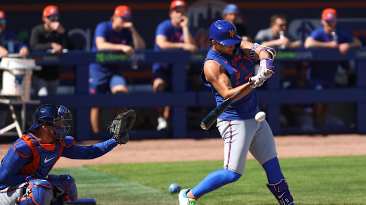 Feb 13, 2026; Port St. Lucie, FL, USA; New York Mets shortstop Bo Bichette (19) takes batting practice during spring training at Clover Park. Mandatory Credit: Sam Navarro-Imagn Images Feb 13, 2026; Port St. Lucie, FL, USA; New York Mets shortstop Bo Bichette (19) takes batting practice during spring training at Clover Park. Mandatory Credit: Sam Navarro-Imagn Images