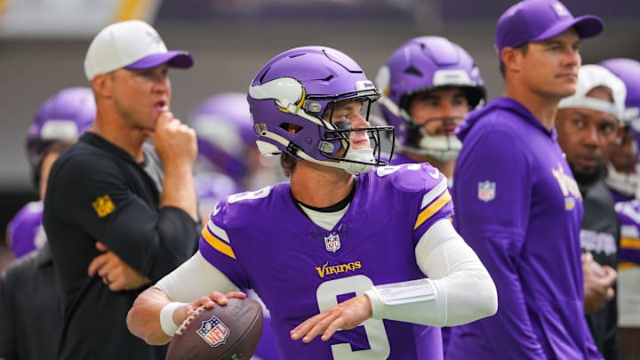 Aug 9, 2025; Minneapolis, Minnesota, USA; Minnesota Vikings quarterback J.J. McCarthy (9) warms up before the game against the Houston Texans at U.S. Bank Stadium. Mandatory Credit: Brad Rempel-Imagn Images Aug 9, 2025; Minneapolis, Minnesota, USA; Minnesota Vikings quarterback J.J. McCarthy (9) warms up before the game against the Houston Texans at U.S. Bank Stadium. Mandatory Credit: Brad Rempel-Imagn Images