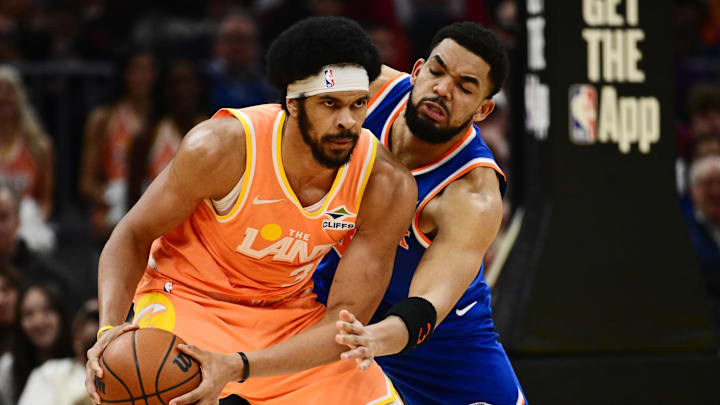Feb 24, 2026; Cleveland, Ohio, USA; New York Knicks center Karl-Anthony Towns (32) defends Cleveland Cavaliers center Jarrett Allen (31) during the first half at Rocket Arena. Mandatory Credit: Ken Blaze-Imagn Images Feb 24, 2026; Cleveland, Ohio, USA; New York Knicks center Karl-Anthony Towns (32) defends Cleveland Cavaliers center Jarrett Allen (31) during the first half at Rocket Arena. Mandatory Credit: Ken Blaze-Imagn Images