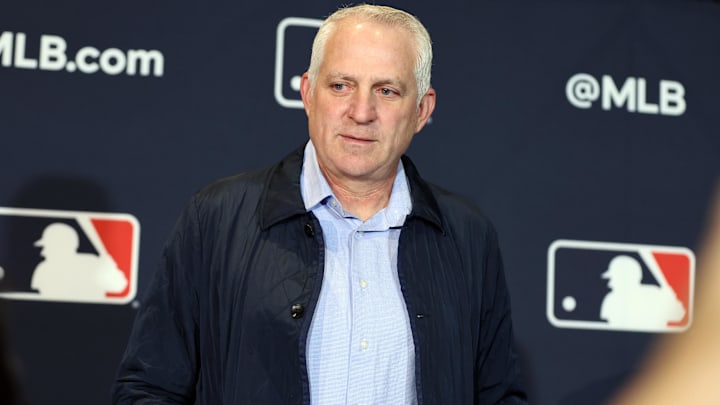 Dec 10, 2024; Dallas, TX, USA; Agent Joel Wolfe, agent for Roki Sasaki, speaks with the media at Hilton Anatole. Mandatory Credit: Tim Heitman-Imagn Images Dec 10, 2024; Dallas, TX, USA; Agent Joel Wolfe, agent for Roki Sasaki, speaks with the media at Hilton Anatole. Mandatory Credit: Tim Heitman-Imagn Images