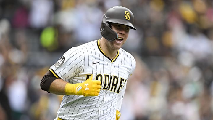 Padres' Gavin Sheets Gets Honest About Comfort Level of Playing in Left  Field