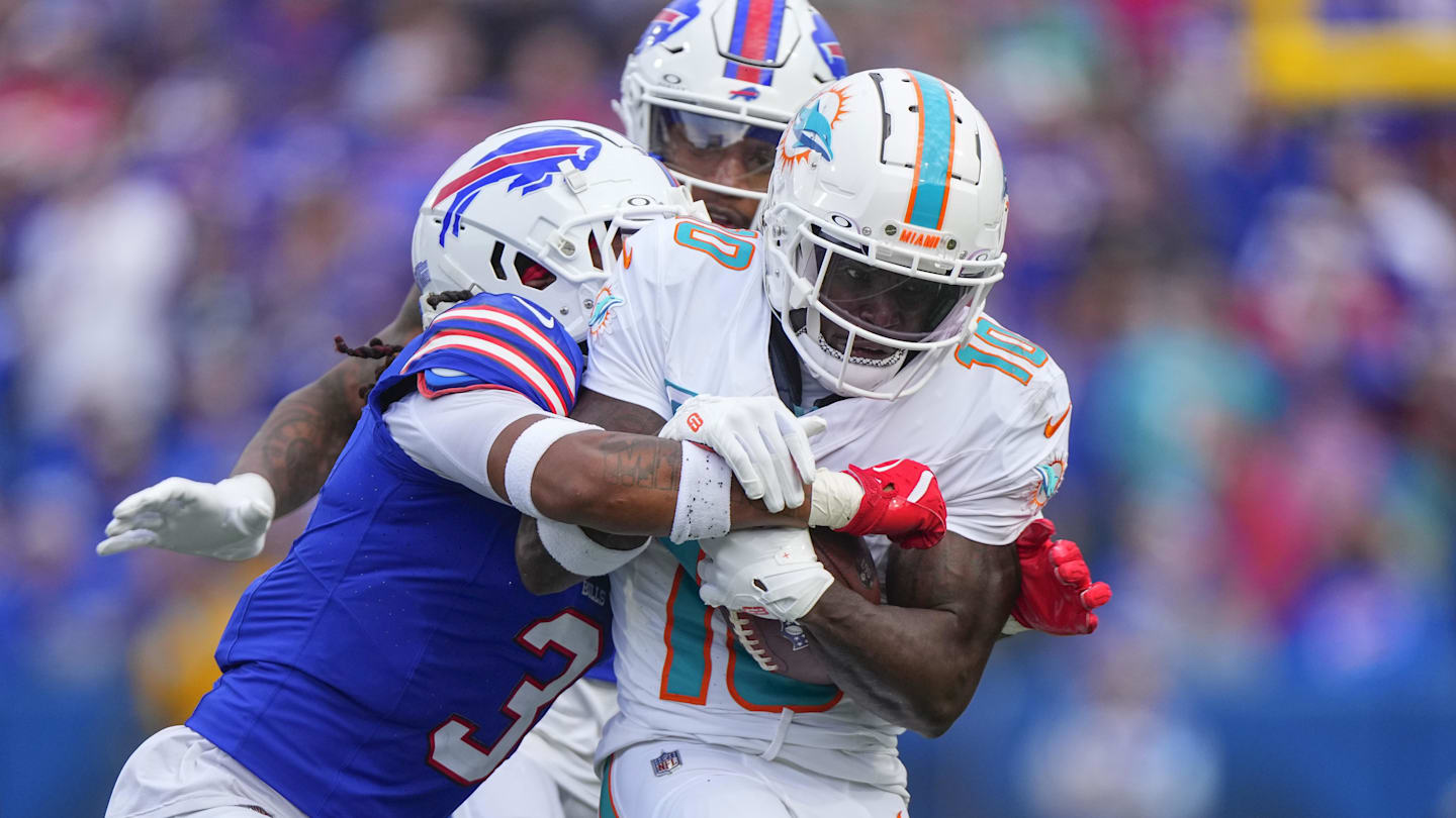 SI Tabs Bills as 'Likely Landing Spot' for All-Pro WR Recovering from Gruesome Injury