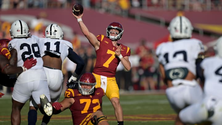 Oct 12, 2024; Los Angeles, California, USA; USC Trojans quarterback Miller Moss (7) throws a pass against the Penn State Nittany Lions at United Airlines Field at Los Angeles Memorial Coliseum. Mandatory Credit: Jayne Kamin-Oncea-Imagn Images