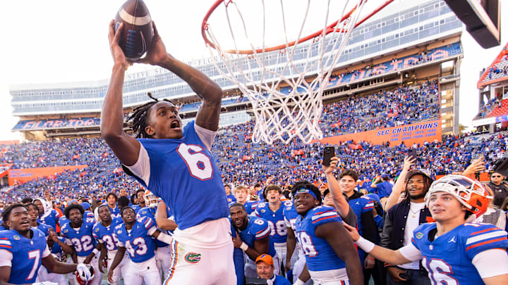 during the first half at Ben Hill Griffin Stadium in Gainesville, FL on Saturday, November 23, 2024. The Gators defeated the Rebels 24-17 [Doug Engle/Gainesville Sun]
